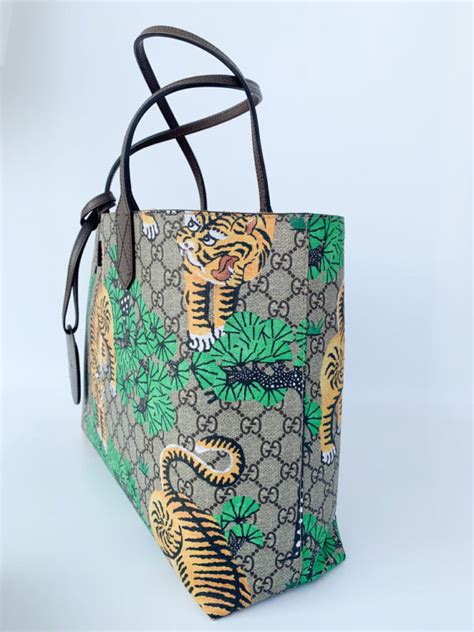 gucci bengal tiger tote bag|gucci bag with tiger head.